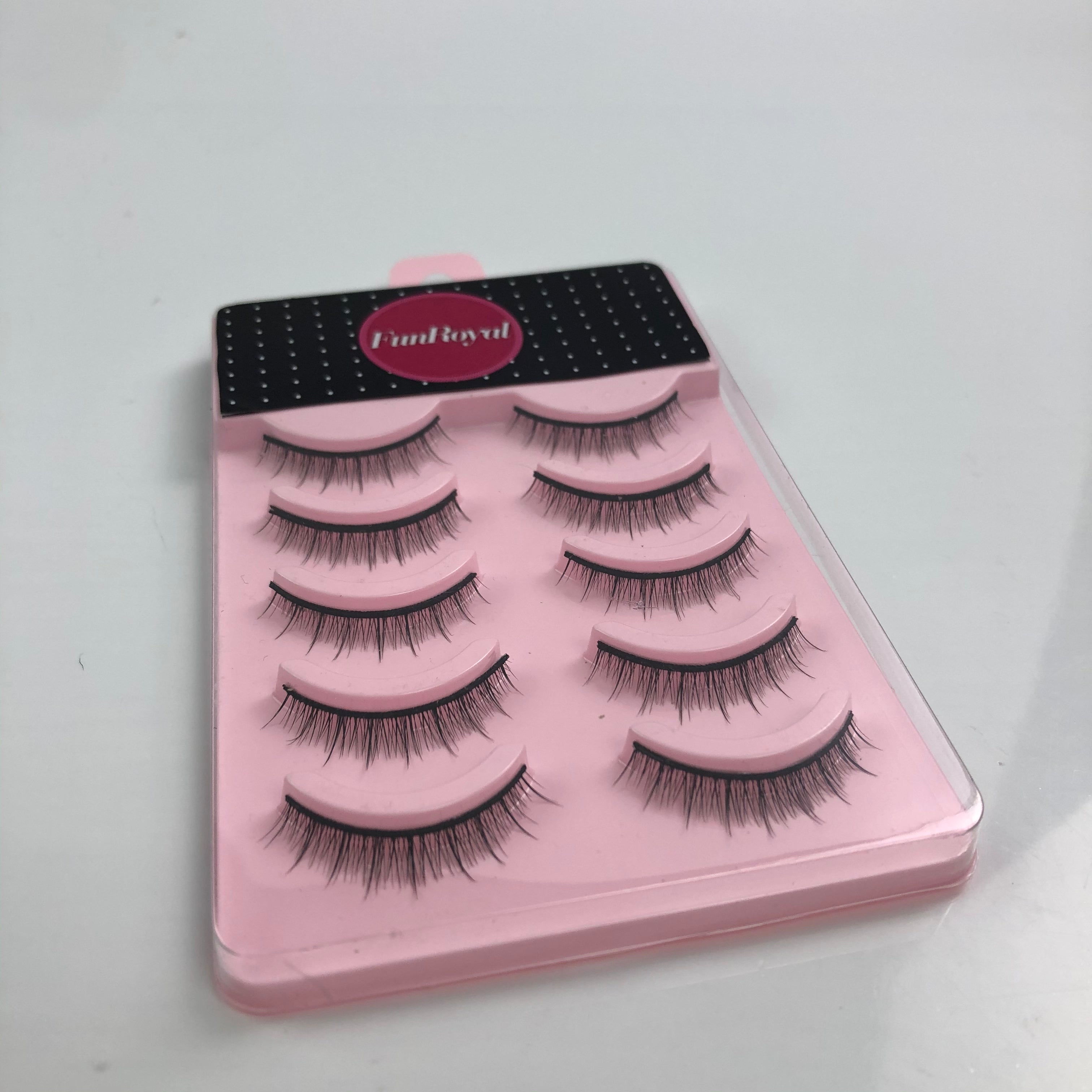 FunRoyal False Eyelashes Synthetic Fiber Material - Glow Guards